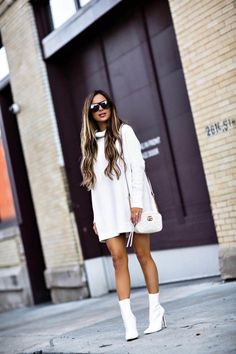 White Bag Fall Outfit, Steve Madden White Boots Outfit, White Boots Style, White Pointy Boots Outfit, White Mid Calf Boots Outfit, White Croc Boots Outfit, White Booties With Dress, Fall Outfits With White Boots, How To Wear White Boots