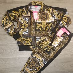 Lad V By Victorious Luxury 2pce Sweatsuit. 60% Cotton 40% Polyester New With Tags And Never Worn. Ships Within 12hrs After Purchase Guaranteed Except Sundays And Holidays. Bundle And Save 20% Black Magic Book, Sweet 16 Birthday, Lady V, Birthday Theme, Gold Black, Track Pants, Jumpsuits For Women, Victorious, Pant Jumpsuit