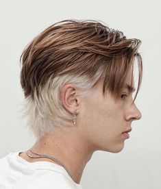 Mens Wolfcut Short, Men’s Alt Haircuts, Queer Man Haircut, Short Hair Color Placement, Short Haircuts Undercut, Soft Mullet With Curtain Bangs, Wolf Undercut, Mullet Hair Dye Ideas, Undercut Hair Color