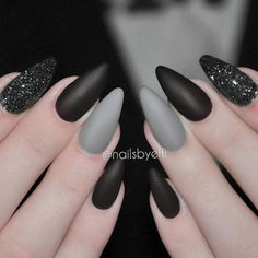 Good Photos Fall Nail Art gray Strategies Allow fantastic glitters any fall-perfect upgrade through an uber pretty the fall leaf inside dazzli #Art #Fall #Good #gray #Nail #Photos #Strategies Gray Nails, Simple Nail Art Designs, Super Nails, Dark Nails, Short Hairstyle, Orange Nails, Nail Arts, Matte Nails, Love Nails