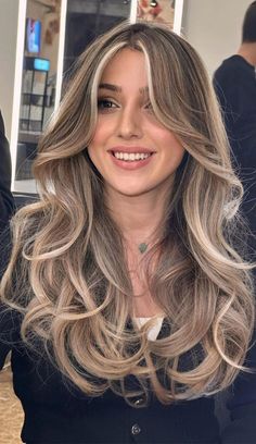 Highlights Brown Hair Balayage, 30 Hair Color, Bronde Hair, Spring Hair Color, Brown Hair With Blonde Highlights, Brown Hair Balayage, Blonde Hair Inspiration