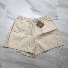 Patagonia Women's Funhoggers 'Undyed Natural' Shorts 57160-Sp23 Size M Shorts Are Brand New And Have Never Been Worn. Shorts Come With Their Original Tags Attached. Camping Clothes, Patagonia Shorts, Camping Outfits, Patagonia Womens, Shorts Athletic, Athletic Shorts, Patagonia, Style Me, Camping