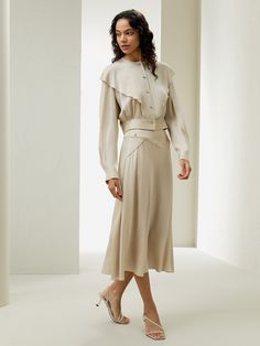 A mastery of movement, this breezy slip skirt uses lightweight and soft double joe silk to create a soft draping for extra flow with every step. Its delicate cut and appropriate length showcase a wrap detail at the waist, which permits you to enjoy a distinct and feminine elegance. Our easy midi-length style pairs seamlessly with a t-shirt for off-duty outings or a button-down blouse for a formal look. Beige Silk Skirt, Lady Outfits, Silk Pajamas Women, Silk Bedding Set, Silk Nightwear, Feminine Elegance, Silk Midi Skirt, Camisole Set, Beige Silk