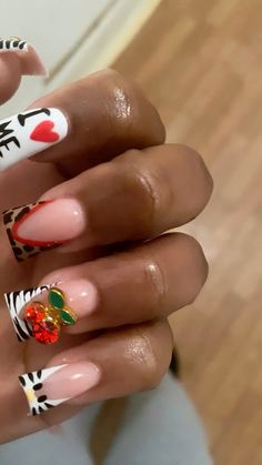 I Love My Bf Nails, Short Duckies Nails, Christmas Nails Black Women, Junk Nails Bling, Nail Captions, Maximalist Nails