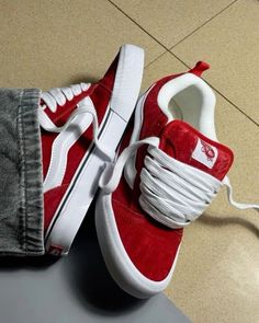 Red Chunky Sneakers, Vans Platform Sneakers Outfit, Chunky Vans Outfit, Vans Chunky, Red Vans Outfit, Chunky Vans, Tyler Concert, Vans Oldschool, Pretty Sneakers