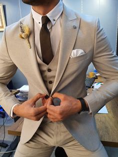 Marc Slim-Fit Suit Vest Beige freeshipping - BOJONI – VICLAN Beige Suits For Men, Beige Suits Wedding, Suit Supply, Beige Suits, Dress Suits For Men, Designer Suits For Men