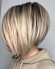 73 Cute Short Layered Haircut Ideas Κούρεμα Bob, Angled Bob Haircuts, Bob Haircut Ideas, Angled Bob Hairstyles, Short Bobs, Angled Bob, Bob Haircut For Fine Hair, Edgy Short Hair