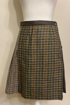 Vintage The Works Saks Fifth Avenue Multi Pattern Pleat Wool Wrap Skirt England Old Fashioned Clothes, Wool Wrap Skirt, 60s Skirt, Fall Skirt, Clothing Reference, Heavy Heart, 60s Mod, Wool Wrap, Multi Pattern