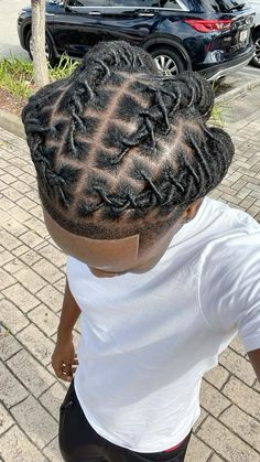 Dreads Retwist Styles Men, Men Two Strand Twist Locs, Men’s Dread Retwist Styles, Hairstyles For Short Locs Men, Dreadlock Hairstyles Men Dreads Styles, Men’s Loc Styles Barrel Twist, Man Dreadlocks Styles, Dreadhead Styles Men, Dreadhead Hairstyles For Men