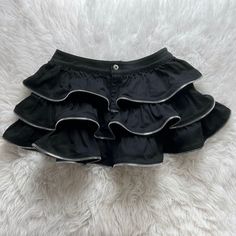 The Yuki skirt 

Japanese fashion brand tiered ruffled mini skirt with zipper teeth detailing along the edges 

Size: large 
Measurements: waist-about 14.5 inches, length from side-12 inches
Stretch?: no
Brand: Bodyline 
Condition: in excellent condition 

#jfashion #goth #y2k #miniskirt #morikei Ruffled Mini Skirt, Skirt With Zipper, Goth Y2k, J Fashion, Japanese Fashion, No Brand, Fashion Brand, Women's Skirt, Womens Bottoms