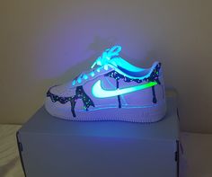 😍Wow They Literally Glow Stand out with these custom Air Force 1 sneakers in a bright 3D neon theme. 3d colourful neon luminous ticks. -The shoes are hand decorated with leather high quality paint for a dope look. Perfect for any occasion, from activewear to casual outings, these shoes are a must-have addition to your shoe collection. A hot trending customisation style , making them unique. Ideal for weddings, parties, or casual wear, these sneakers are a perfect blend of style and comfort. Get Nike Shoes Women Fashion, Air Force 1 Sneakers, Af1 Shoes, Nike Fashion Shoes, Custom Nike Shoes, All Nike Shoes, Nike Air Shoes, Air Force One, Cute Nike Shoes