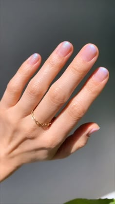 Short Minimalist Nail Designs, Ombre Nail Art Tutorial, Betina Goldstein, Ombre Nail Art, 2022 Nails, Art 2022, Ombre Nail, Minimalist Nail Art, Nail Art Ombre