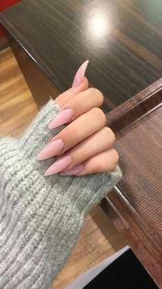 Nails Pointy, Nails Classic, Sharp Nails, Pointy Nails, Black Acrylic Nails, Airbrush Nails, Ombre Acrylic Nails, Classic Nails, Acrylic Nails Coffin Pink