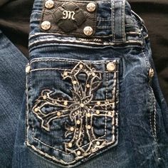 Miss Me Jeans Outfit Mexican, Mexican Pants, Miss Me Jeans Outfit, Jeweled Jeans, Sinful Clothing, Missme Jeans, Miss Kiss, Cute Dog Quotes