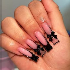 24Pcs Black Ballerina Full Cover Nails Press on Long Coffin False Nail Set with Bowknot 3D French Black French Tip With Bow, Black And Pink French Tip Nails, Black Coffin Nails Design, Black Bow Nails, Black Nails With Flowers, Nails Styles, China Nails, Black Coffin Nails