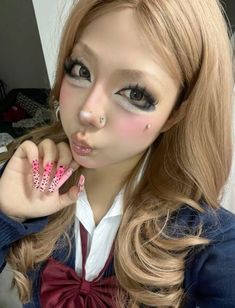 gyaru style, fashion, aesthetic, makeup,hairs, style, photography, y2k, trend, nails, bows, vibe board, sub style, 2000, pink, cheetah, tane, summer, colors, coloration, japan, Japanese, beautiful, beauty, beauty blog, selfies, inspiration, idea Gyaru Makeup 2000s, Gyaru Makeup Tropical, Gyaru Makeup Ideas, Gyura Makeup, Kogal Makeup, Hair Color At Home Tips, Gyaru Makeup Eyes, Gyaru Make Up