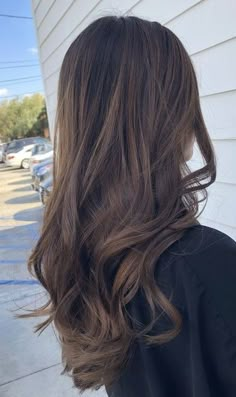 Balayage Highlights Brunette, Hair Balayage Highlights, Balage Hair, Hairstyles Color, Balayage Short, Highlights Balayage, Brown Hair Inspo, Color Highlights, Hair Color Light Brown