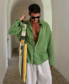 Ibiza Aesthetic Outfits Men, Ibiza Mens Fashion, Men’s Summer Clothes Aesthetic, Island Fashion Men, Brazilian Men Fashion, Island Men Outfit, Ibiza Mens Outfits, Summer Holiday Outfits Men, Relaxed Green Pants For Summer