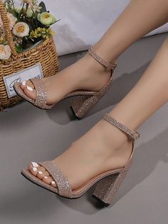 Champán  Collar     Embellished Champagne Sandals, Shoes Heels Prom, Champagne Heels, Heels Prom, Trendy Heels, Stylish Heels