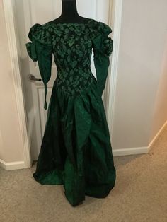 This nice 80s 90s House of Bianchi  like emerald green deep v waist Medival Princess Renaissance huge puff sleeve deep v back princess dresssz S- sz M. As you can see from the pictures of dress- such a cool style. Pls compare the measurements I give you to those in your closet-17 1/2 inches underarm to underarm-13 11;2 inches across waist-there is one popped seam under one arm- needs a couple of hand stitches just noticed- 51 inches underarm to bottom of dress. Cool maxi style princess dress- 90s House, Maxi Styles, Lace Overlay, Dress Clothes For Women, Princess Dress, Deep V, Emerald Green, Puff Sleeve, Cool Style