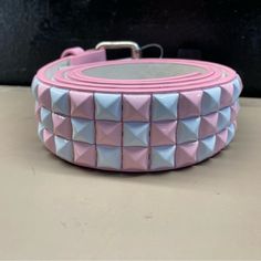 New W/ Tags Unisex Hot Topic Pink White Studded Rocker Biker Belt Available In Sizes Small, Medium, Or Large. Includes Free Spiked Bracelet. Pastel Clothes, Venus Mcflytrap, Fits Inspiration, Scene Accessories, Oc Design, Character Clothing, Goth Accessories, Pink Belt, Alt Outfits