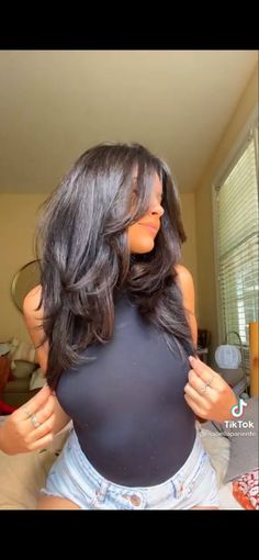 Medium Length Front Layers, Cheekbone Haircuts, Date Night Sundress, Soft Curls Layered Hair, Dark Brown Rich Hair Color, Brunette Layered Hair Medium Face Framing, Medium Length Haircut For Fine Hair Side Part, Dark Hair Cuts For Women, Long Layers With Bangs Wavy Hair