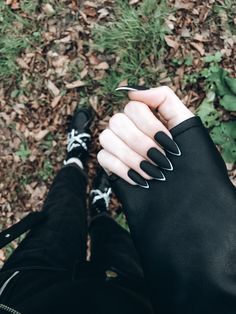 Gothic Matte Nails, Goth Gel Nails, Dark Nail Designs Gothic, Gothic Nails Acrylic, Metalhead Nails, Black Stiletto Nails Design, Short Goth Nails, Summer Goth Nails, Goth Nails Acrylic