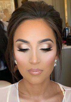 Make Up Mother Of The Bride Makeup, Hazel Eye Makeup Wedding, Braidsmaids Makeup, Full Face Wedding Makeup, Makeup Mother Of Bride, Best Wedding Makeup For Brown Eyes, Make Up Ideas For Wedding, Daytime Wedding Makeup, Maid Of Honor Makeup Ideas