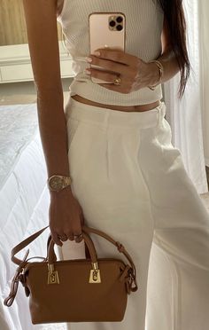 Rich Husband, Birkin Mom, Millionaire Lifestyle Luxury, F1 Wag, White Summer Outfits, Monaco Monte Carlo, Outfit Styling