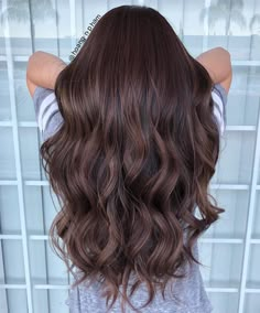 Hoang Nguyen Pham on Instagram: “Chocolate Brown 🍫🍫🍫 🍫 •Using : 👉Hair Insurance : @brazilianbondbuilder 🙏 👉 Keratin Treatment : @brazilianblowout ❤️ 👉 Lighteners and color :…” Brow Hair Hairstyle, Brow Hair Colour Ideas, Brow Hair Colour, Brown Hair Cuts, Coffee Brown Hair, Brown Ombre Hair Color, Coffee Hair, Brown Hair Shades, Chocolate Brown Hair Color