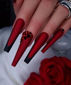 Long Red Acrylic Nails Design, Art Inspiration Tattoo, Long Red Acrylic Nails, Red Nail Art Ideas, Black Matte Acrylic Nails, Nike Ideas, Breakfast Christmas, Tattoo Jewelry, Matte Acrylic Nails