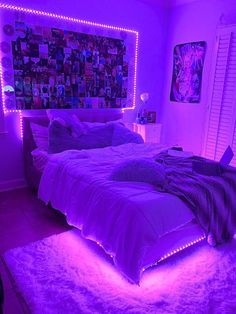 Room Decoration Ideas Led Lights And Posters Bedroom, Small Chill Room Ideas, Themed Bedroom Decor, Vibey Bedroom Aesthetic, Vibes Room, Vibey Room Aesthetic, Vibey Room, Purple Room Decor, Color Room