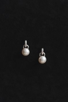 Everyday Pearl Earrings | Sophie Buhai Double Pearl Earrings, Crystal Pearl Earrings, Sophie Buhai, Closet Inspiration, Vermeil Jewelry, Creative Direction, Jewelry Inspo, Dream Jewelry, Crystal Pearls