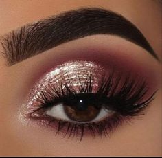 Wine Dress Makeup, Burgundy Eyeshadow Looks, Makeup For Burgundy Dress, Maroon Makeup, Burgundy Makeup Look, Burgundy Eye Makeup, Maroon Eyeshadow, Burgundy Eyeshadow, Burgundy Makeup