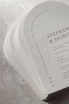 Modern White Wedding Invitation, Wedding White Invitation, Arch Card Design, Classy Wedding Stationary, Professional Invitation Card Design, Wedding Invite Minimalist, Arch Invitation Design, Arch Wedding Invites, Wedding Invitation Arch