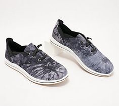 Walking on sunshine! These canvas lace-up shoes are the perfect transitional shoe with a comfortable feel and a summery look. From Clarks Footwear. Walking On Sunshine, Walk On, Lace Up Shoes, Sneakers Fashion, Fashion Shoes, Walking, Lace Up, Heels, Sneakers