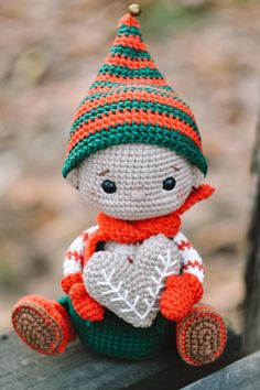 Comece a aprender Amigurumi com os melhores modelos do Brasil. #amigurumiscomamor #amigurumi #amigurumis #amoamigurumi #amigurumitoys #amigurumilover #amigurumitoday #amigurumidesign #amigurumimagazine #crochetando #fazendocroche #artesanatos #arteemlinha #amigurumibrasil #bonecadecroche #croche #crochetando #crochetofinstagram #crocheamigurumi #comofazercrochê