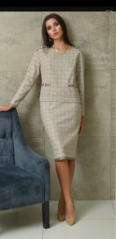 Businesswoman Fashion, Ladies Style, Couture Sewing Techniques, Lady Dress, Everyday Chic, Couture Sewing, I Dress, Business Women, Dress Skirt