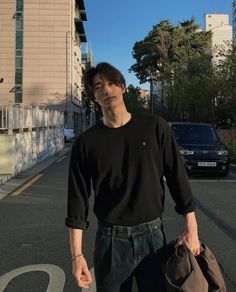 Oversize Outfit, Boyfriend Outfit, Men Aesthetic, Hot Asian Men, Mens Outfit Inspiration, Cool Outfits For Men, April 7, Japanese Men