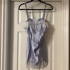 Price Drop Gorgeous “Oscar De La Rentra” Bridal Set Robe-S Nightie-M It’s So Pretty, And Silky Color Is A Beautiful Periwinkle With White Lace Detailing Slip Dress Nightwear, Bridal Intimates, Bridal Set, Price Drop, Pretty Colours, Bridal Sets, So Pretty, Nightwear, Lace Detail