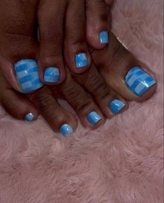 Blue French Pedicure Designs, Dip Toe Nails, Blue Toe Nails, Pedicure Designs Summer, Sns Nails Designs, May Nails, Nail Color Trends, Gel Toe Nails, Toe Nail Color