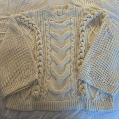 This Cozy Ivory H&M Sweater Is Brand New Without Tags. It’s In Perfect Condition And Ready To Wear. Womens Small With A Boxy Comfy Fit. H&m Clothes Women, Big Sweaters, Knit Sweatshirt, Comfy Fits, Christmas Wishlist, New Wardrobe, Cute Fits, Colorful Sweaters, My Fashion