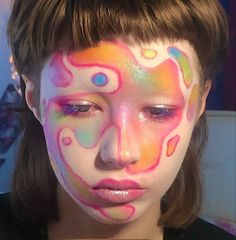 Clown Face Paint Ideas, Maximalist Makeup, Full Color Makeup, Eccentric Makeup, Fun Eyeshadow, Checkered Makeup, Abstract Makeup, Cool Face Paint