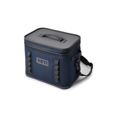 the yeti cooler bag is shown on a white background