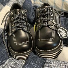 The Ragged Priest Black And White Creepers. Size 7. Dead Stock Item. Bought On Depop But They Aren’t My Style Anymore So I Never Wore Them White Creepers, Alt Shoes, Goth Shoes, The Ragged Priest, Ragged Priest, Teenage Fashion, Black And White Shirt, New Rock, Swag Shoes