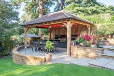 wooden pergola. outdoor kitchen. garden design. garden furniture. outdoor dining table. gas bbq. Backyard Porch Decorating, Garden Dining Area, Small Outdoor Patio, Gazebo Decor, Small Outdoor Patios, Mismatched Chairs, Rustic Patio, Porch Decorating Ideas, Backyard Garden Landscape