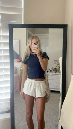 Class Outfits, Simple Outfits For School, Outfit Inspo Summer, Outfit Inspo Casual, Cute Outfits For School, Cute Preppy Outfits, Simple Trendy Outfits, Cute Everyday Outfits, Really Cute Outfits