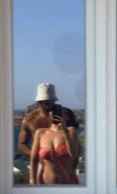 Black Couples Vacation Aesthetic, Black Couple Cooking Together Aesthetic, Guy Group Pictures, Black Romance Aesthetic Faceless, Black Baecation, Foursome Couple, Date Ideas Black Couples, Date Black Couple, Date Night Black Couple Goals