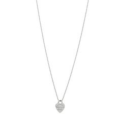 This is an authentic TIFFANY Sterling Silver Return To Tiffany Heart Tag Pendant Bead Chain Long Necklace 34". The necklace is crafted of sterling silver and features a beaded chain necklace and a heart tag pendant engraved with the 'Return to Tiffany' phrase. Tiffany Necklaces Silver, Long Tiffany Necklace, Beaded Chain Necklace, Return To Tiffany, Tiffany Necklace, Heart Tag, Tiffany Jewelry, Bead Chain, Tiffany Heart