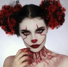 Follow for more related pins> @ashleen_23 Halloween Makeup Clown, Dekorasi Halloween, Hair Color Spray, Holloween Costume, Halloween Makeup Scary, Horror Makeup